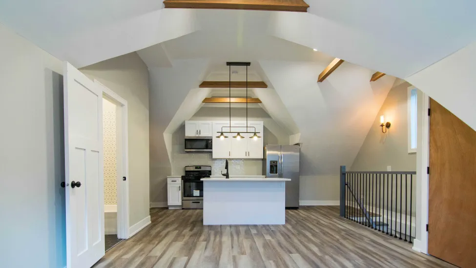 Coach Houses for Rent in Chicago Domu